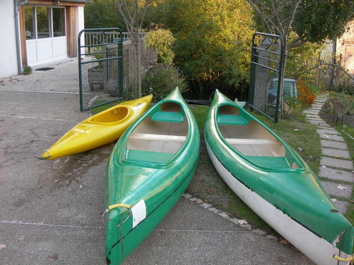 Gite Charmant Au Bord De L'Eau Avec Canoes, Terrasse Et Jardin A Damvix, Au Coeur Du Marais Poitevin. - Fr-1-426-354 Villa Екстериор снимка